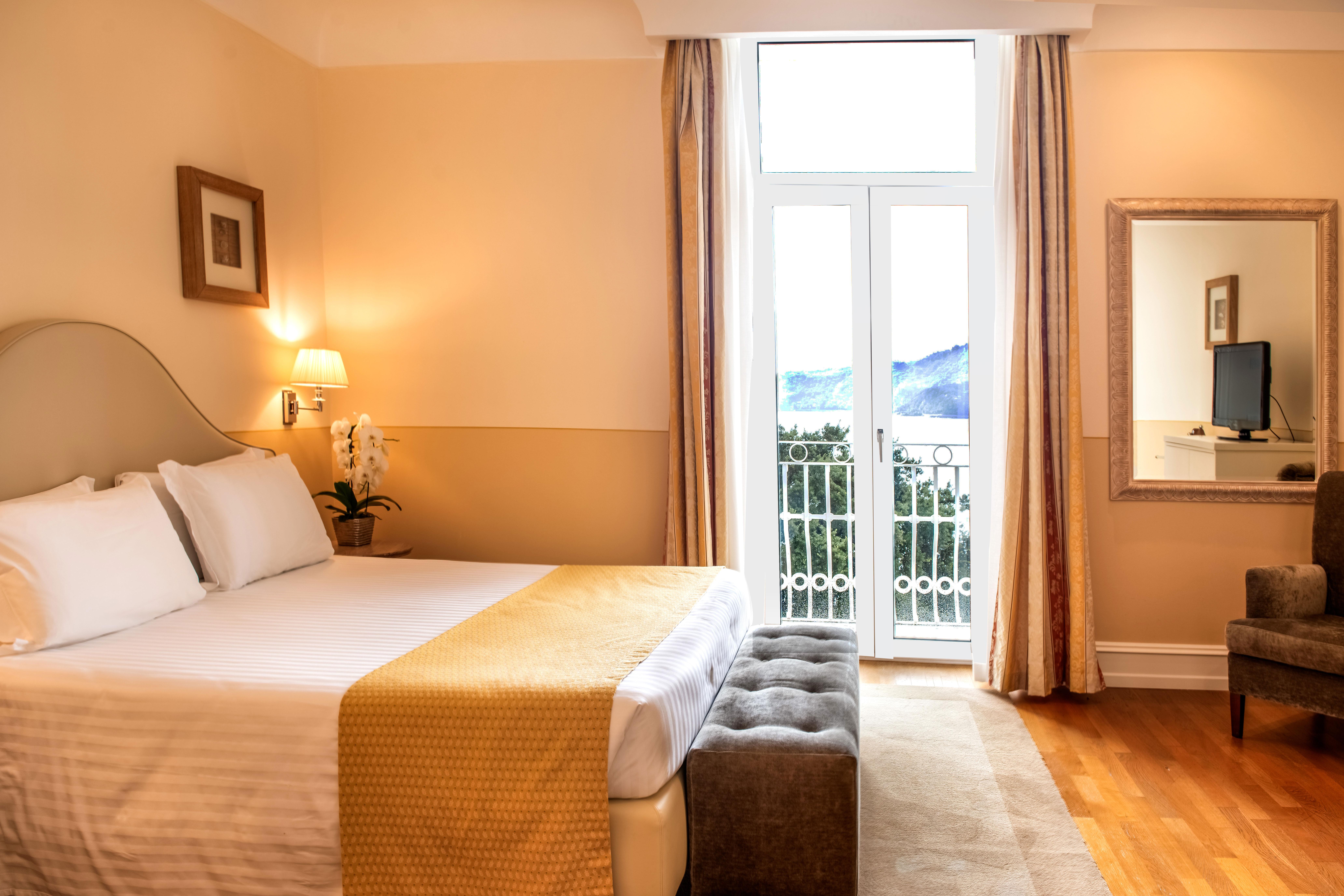 Grand Hotel Bristol Spa Resort, By R Collection Hotels Rapallo Esterno foto A room at the hotel