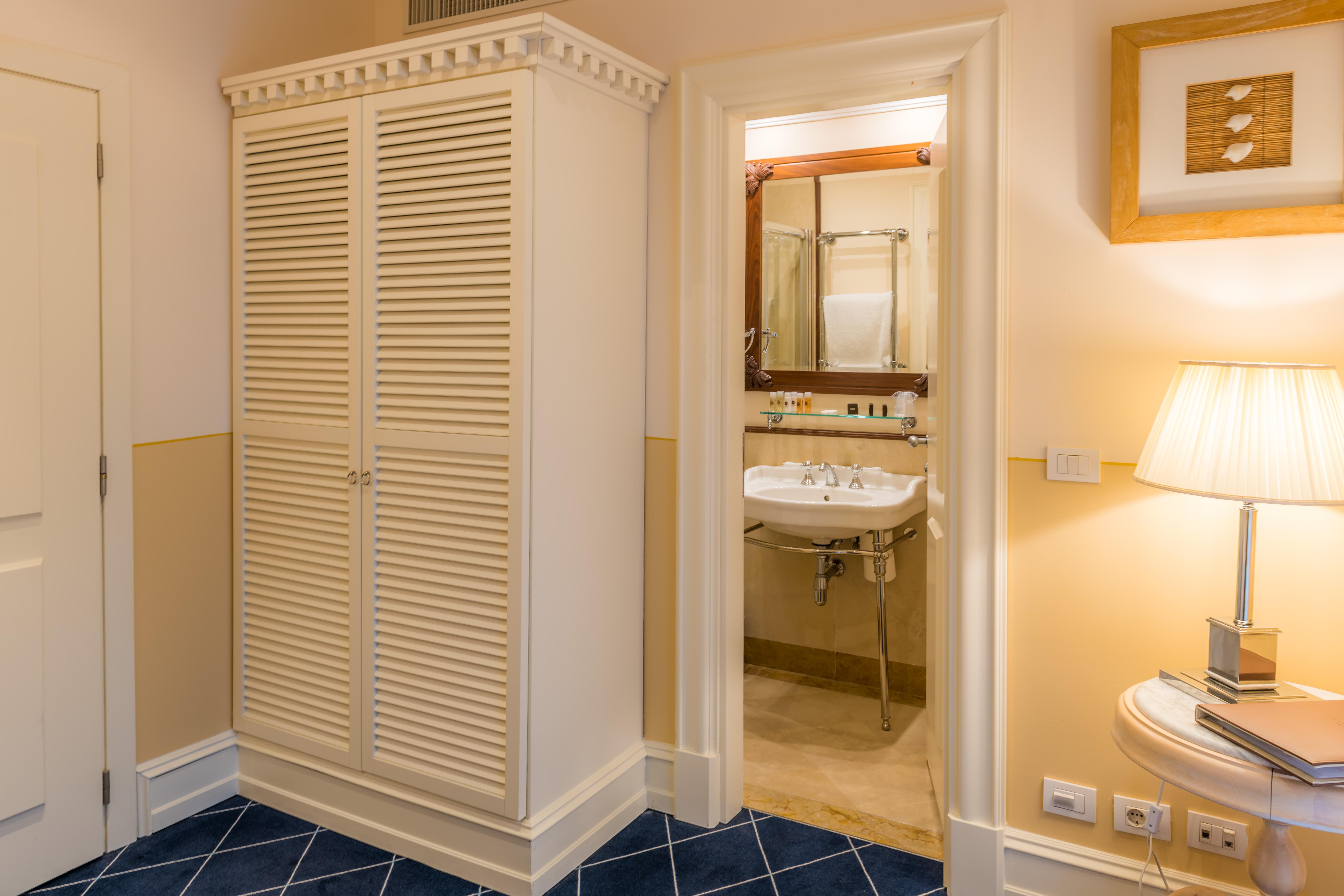 Grand Hotel Bristol Spa Resort, By R Collection Hotels Rapallo Esterno foto A bathroom in a hotel room