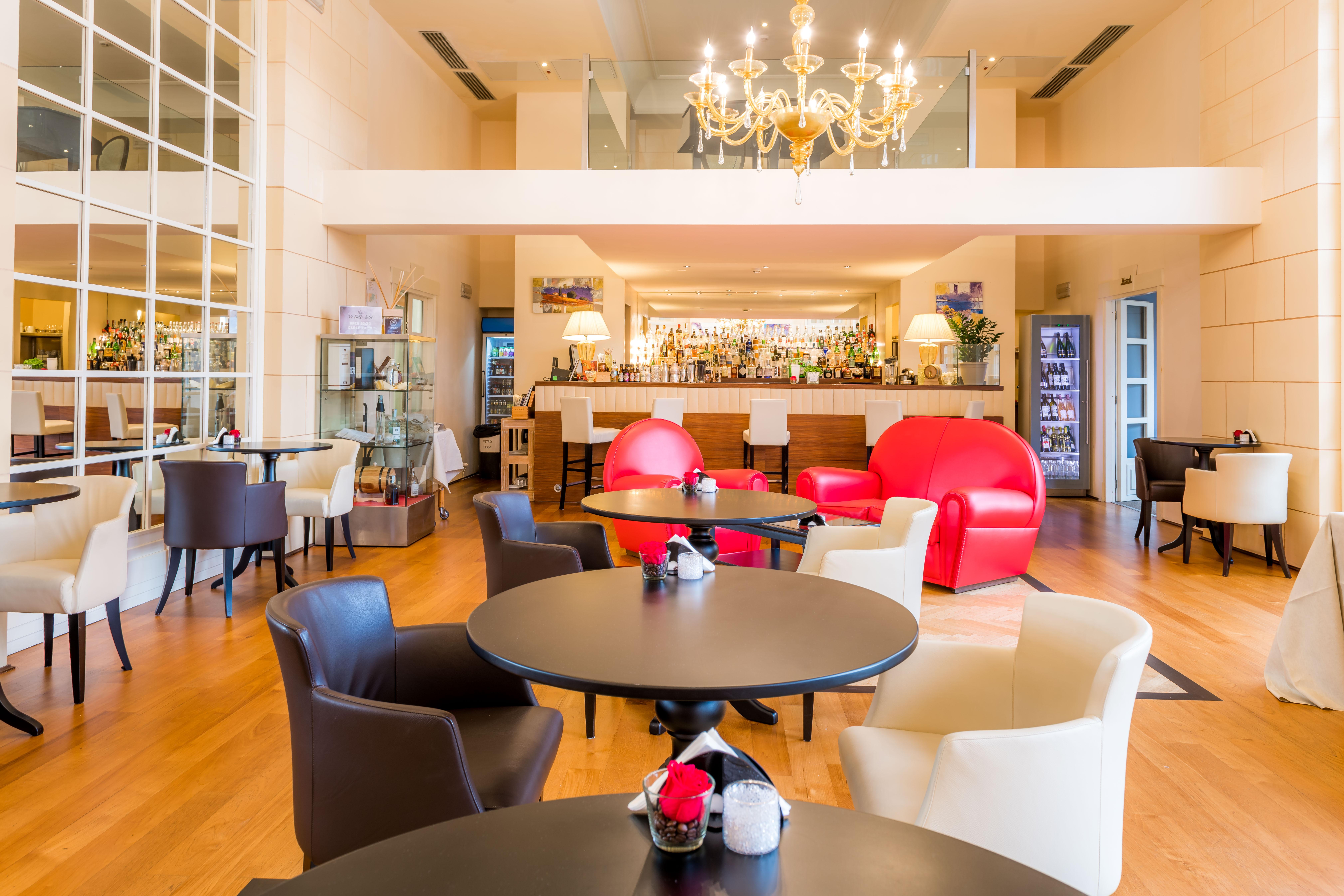 Grand Hotel Bristol Spa Resort, By R Collection Hotels Rapallo Esterno foto The lounge at the airport
