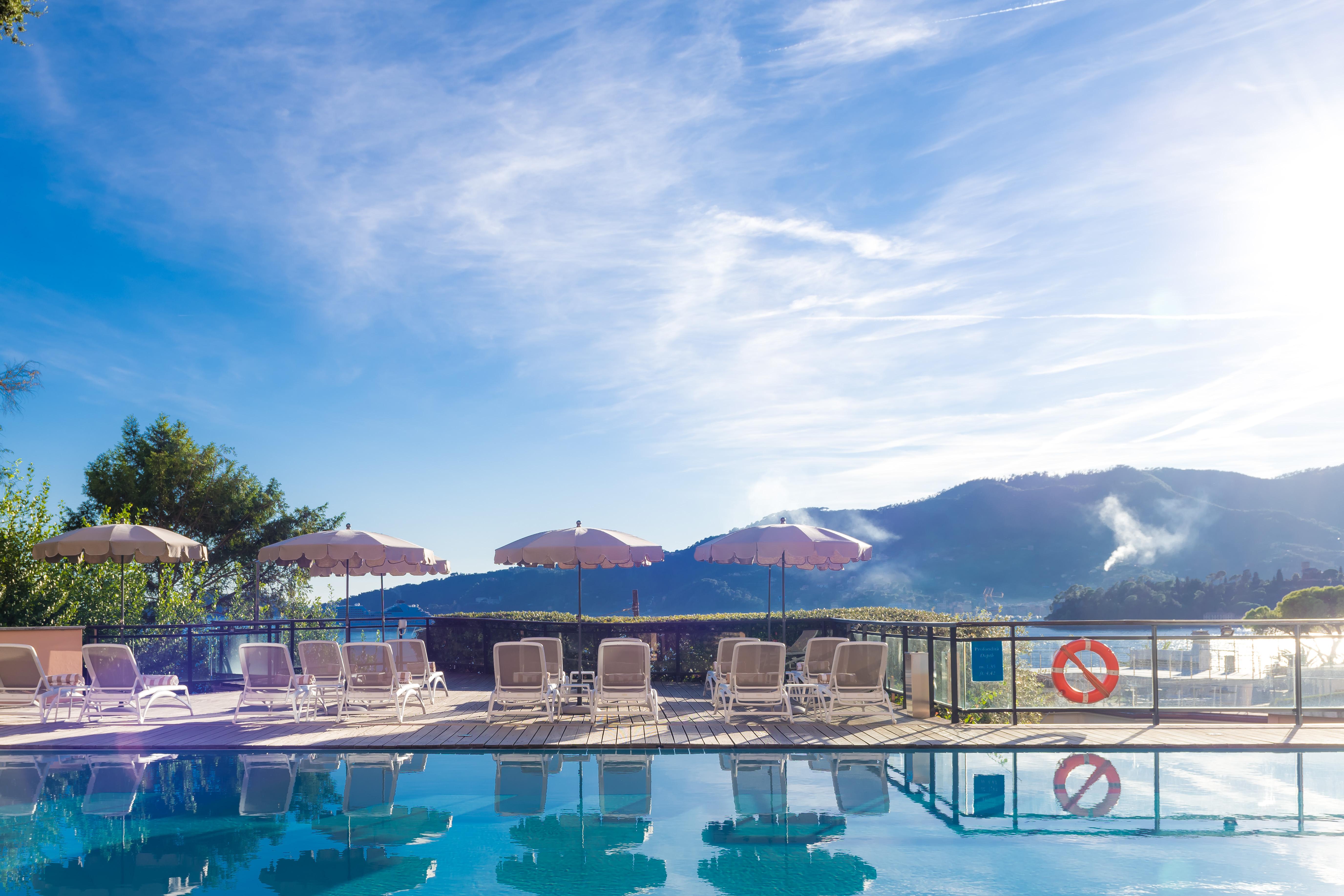 Grand Hotel Bristol Spa Resort, By R Collection Hotels Rapallo Esterno foto The swimming pool at the hotel