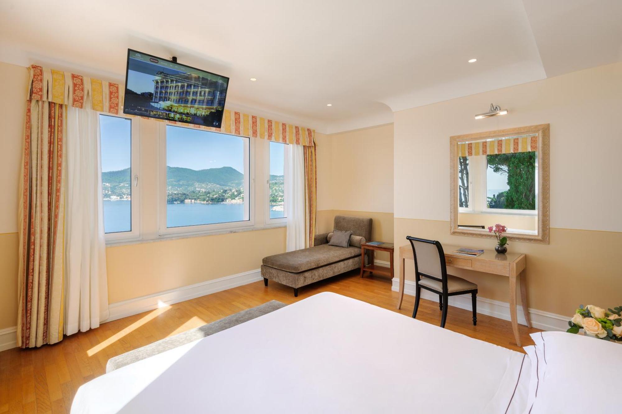 Grand Hotel Bristol Spa Resort, By R Collection Hotels Rapallo Esterno foto A room at the hotel