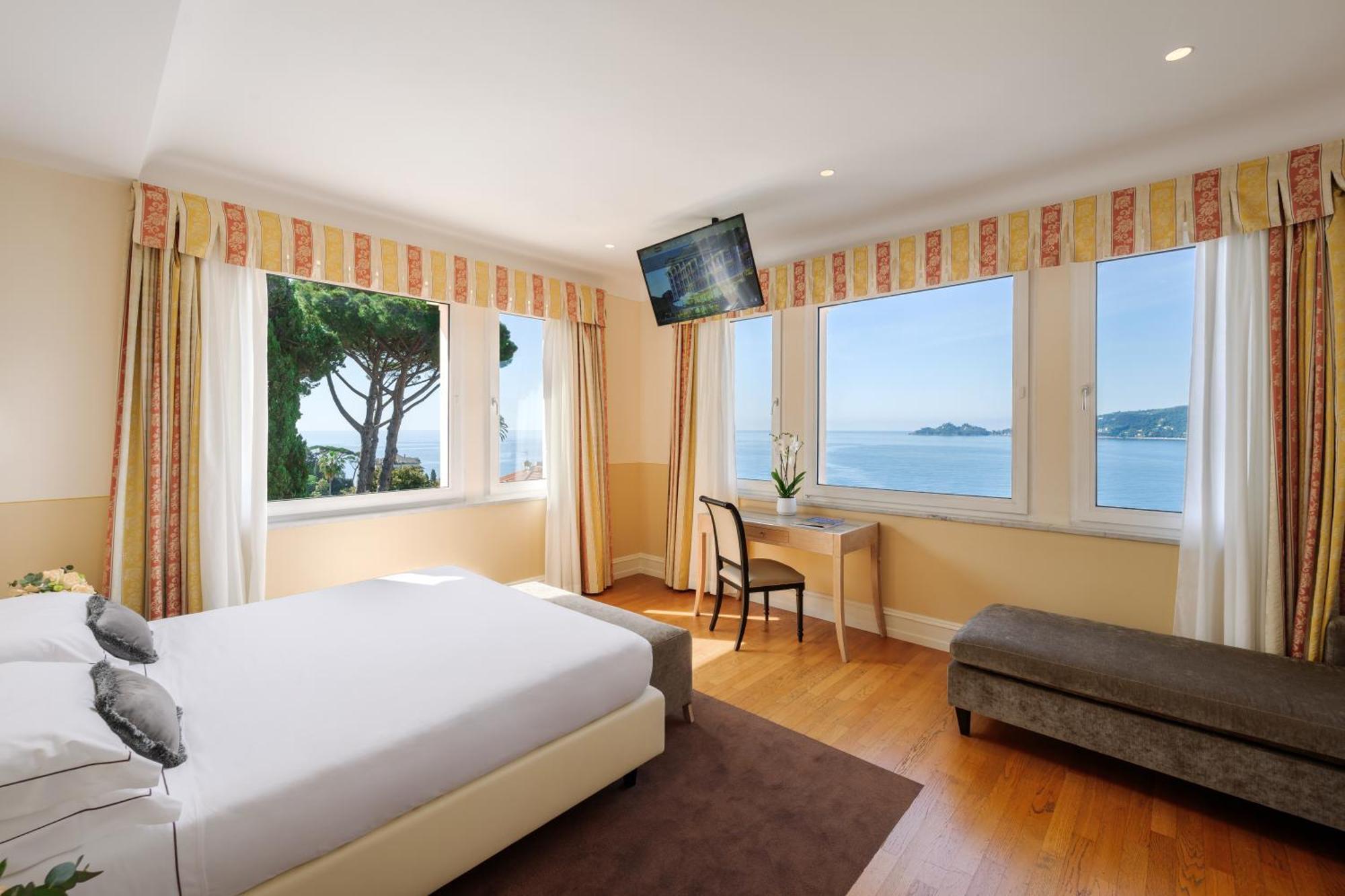 Grand Hotel Bristol Spa Resort, By R Collection Hotels Rapallo Esterno foto A room at the Hotel Excelsior